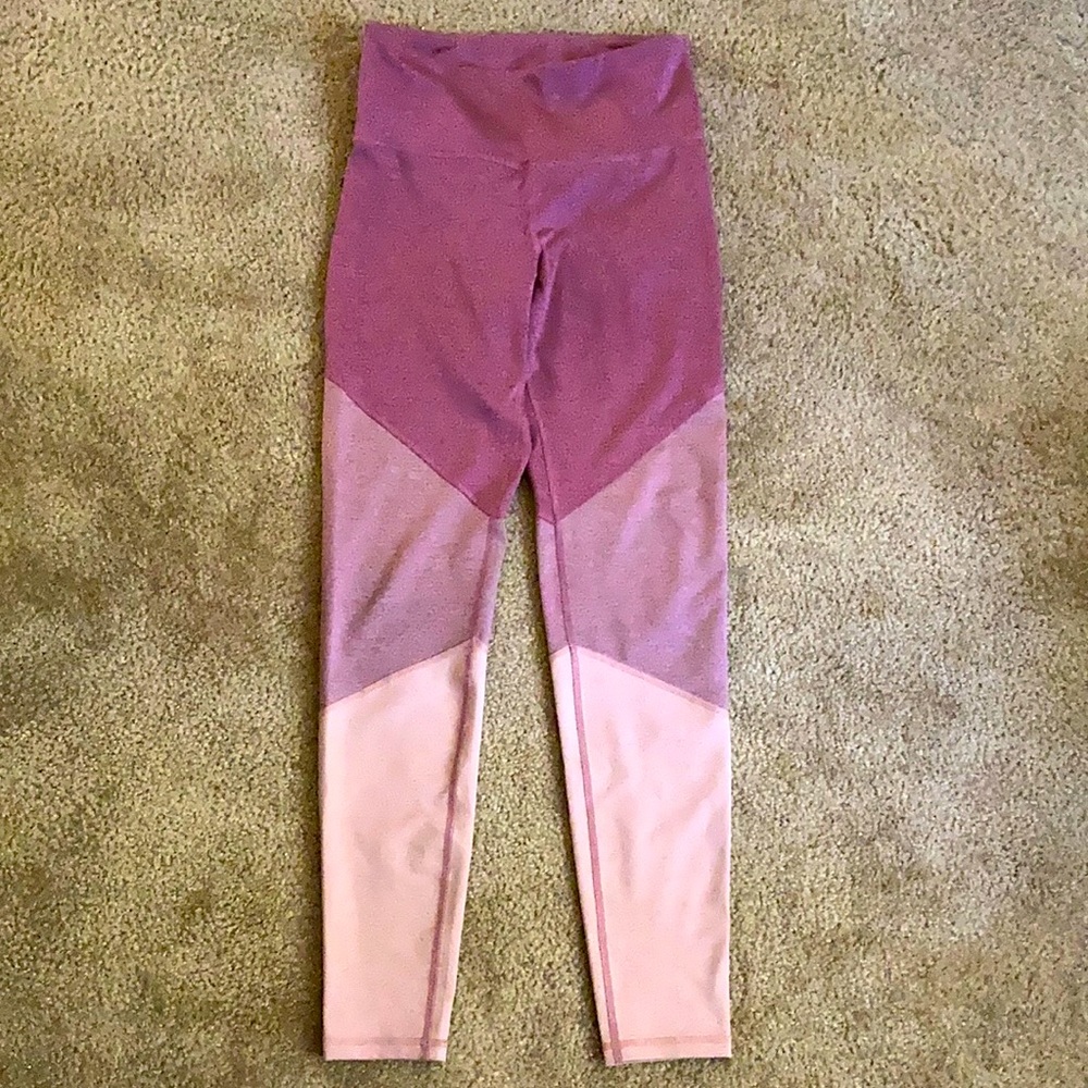Old Navy Go Dry 7/8 Legging